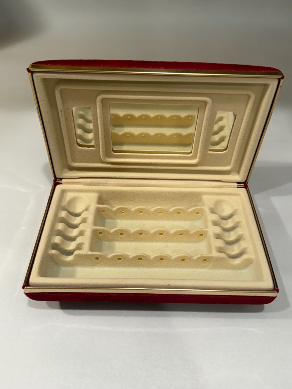 Vintage red  Velvet Jewelry Box Travel Case Mirror Square Dividers Gold Trim